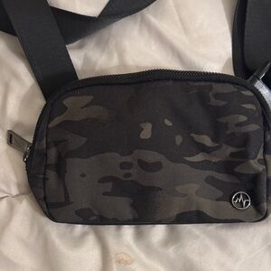 Black Camo Crossbody Sling Bag - Men's Everyday Carry